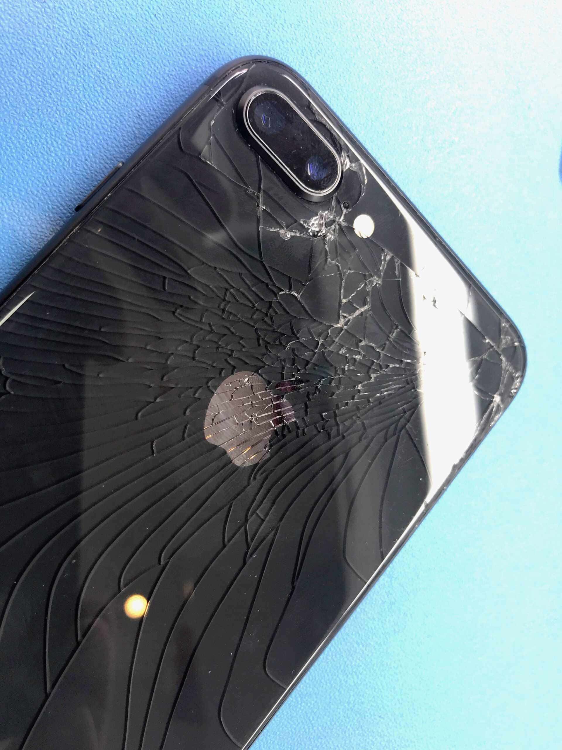 iPhone 8 Plus badly broken back glass