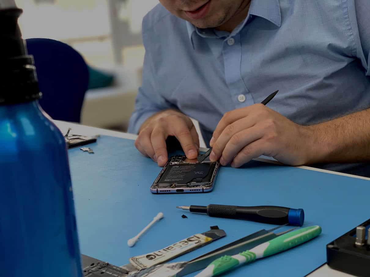 Phone repair parts and components at Fixfactor workshop
